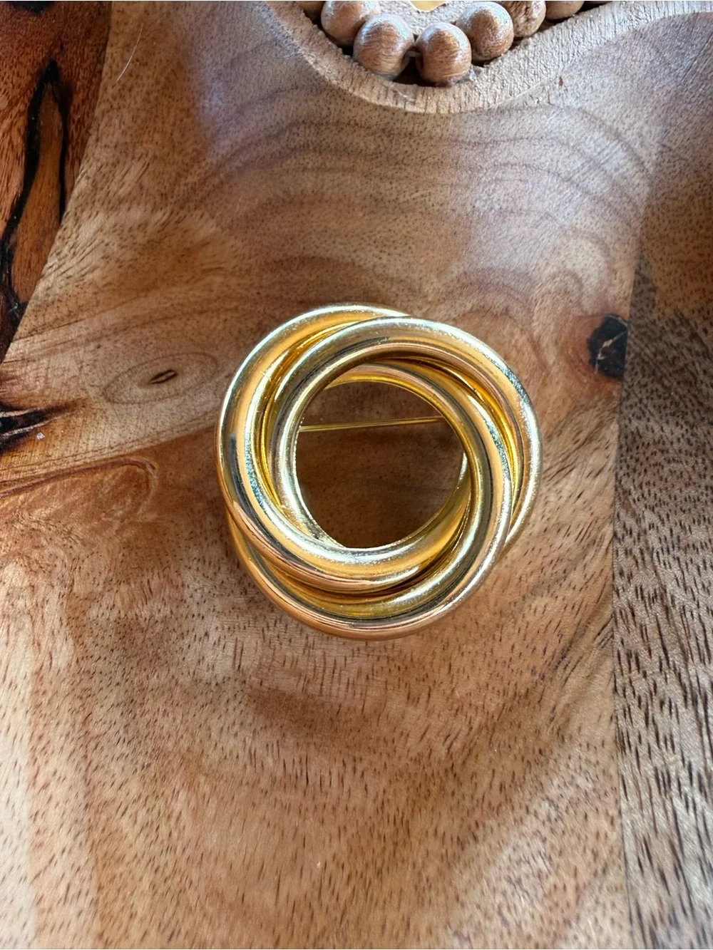 Gold-Tone Interlocking Circle Brooch Pin - Women Jewelry